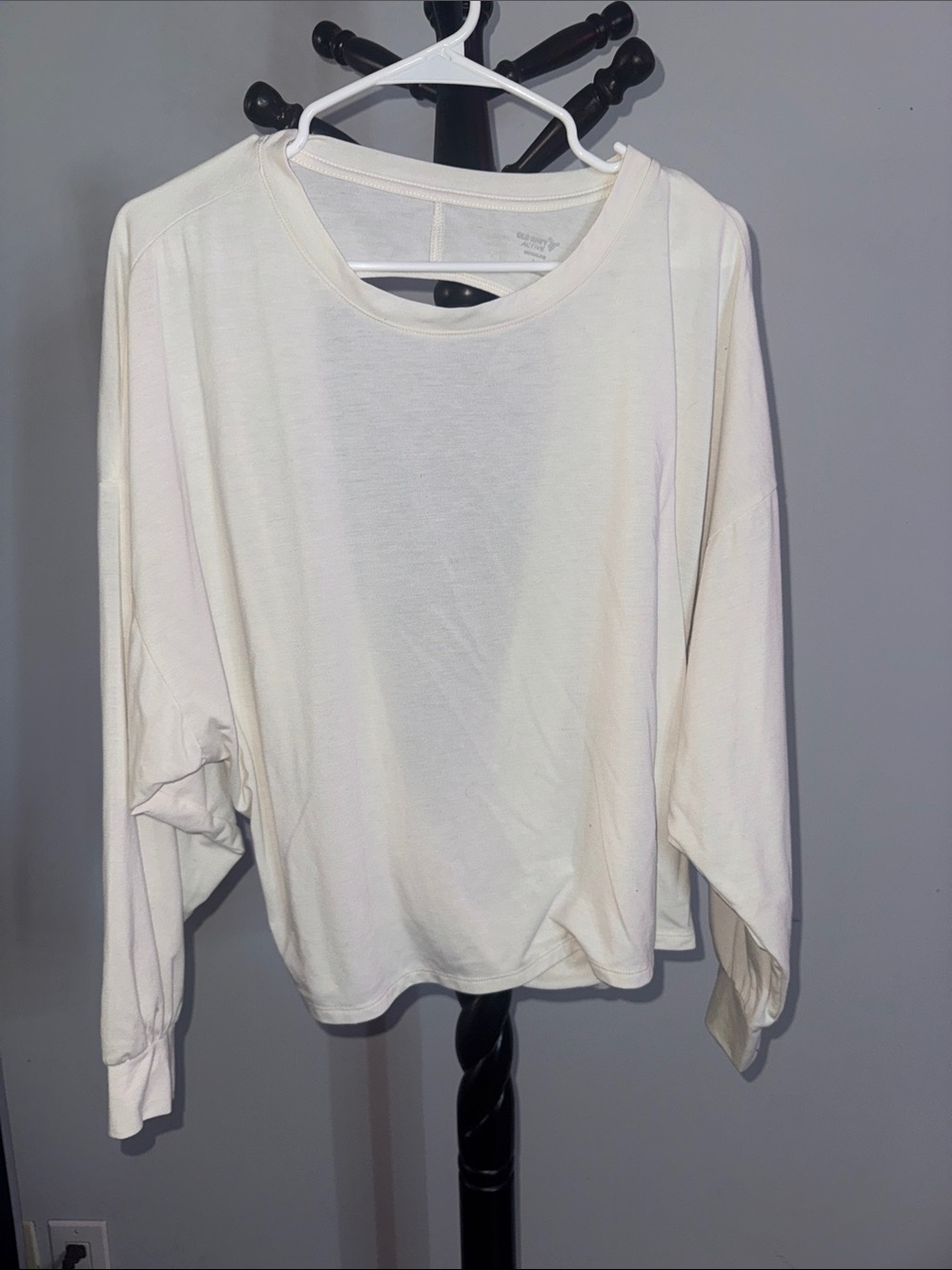 Old Navy Cream Long-Sleeve Crewneck with Cutout Back Top 31
